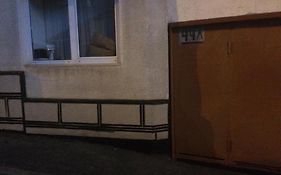 Casa Cu Curte